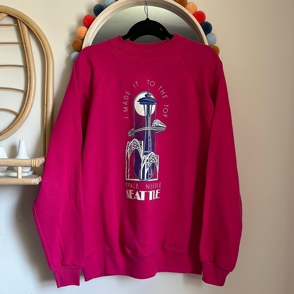Vintage Space Needle Seattle WA Crewneck Sweatshirt Jacket